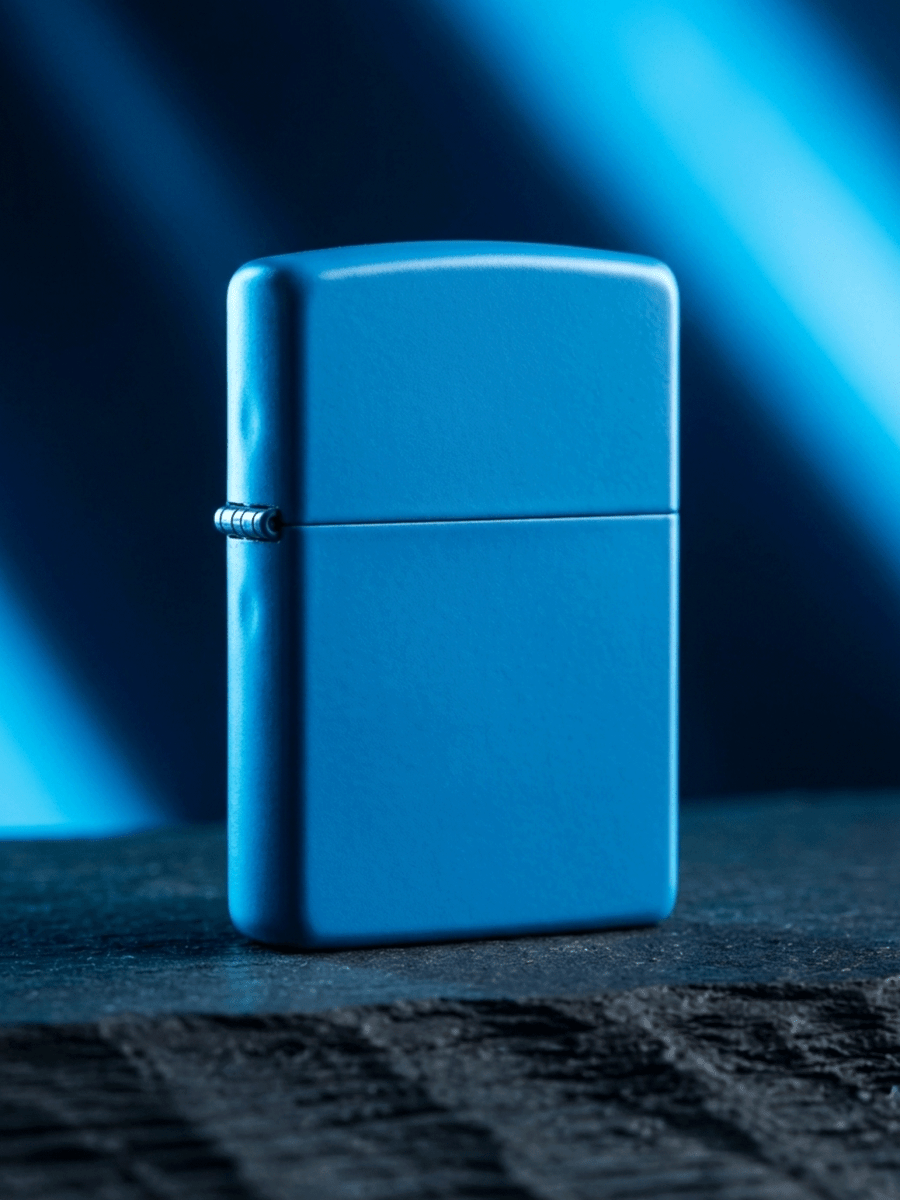 Zippo Reg Sky Blue Matte | Custom Engrave - Laser Art MTL Image principale du produit